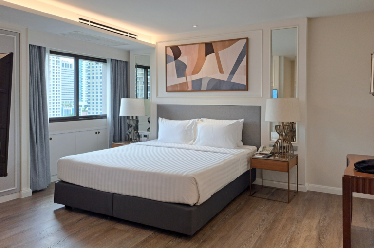 ONE-BEDROOM PLATINUM PLUS SUITE